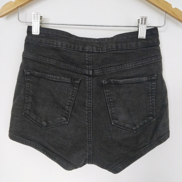 Talula High-Waisted Shorts - Picture 4 of 4